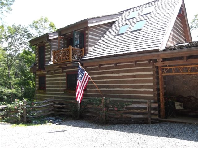 The Maypole by Southland Log Homes